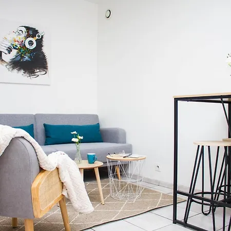 Superbe 32m2 Quartier Calme 800m Des Arenes * Nimes
